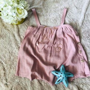 Beautiful soft pink blouse.